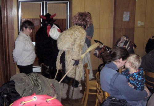 Mikulášské zpívání u stromečku - 3.12.2010